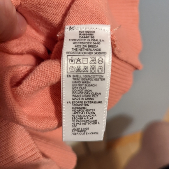 Forever 21 Exclusive 3/4 Sleeve Sweater - Picture 5 of 10